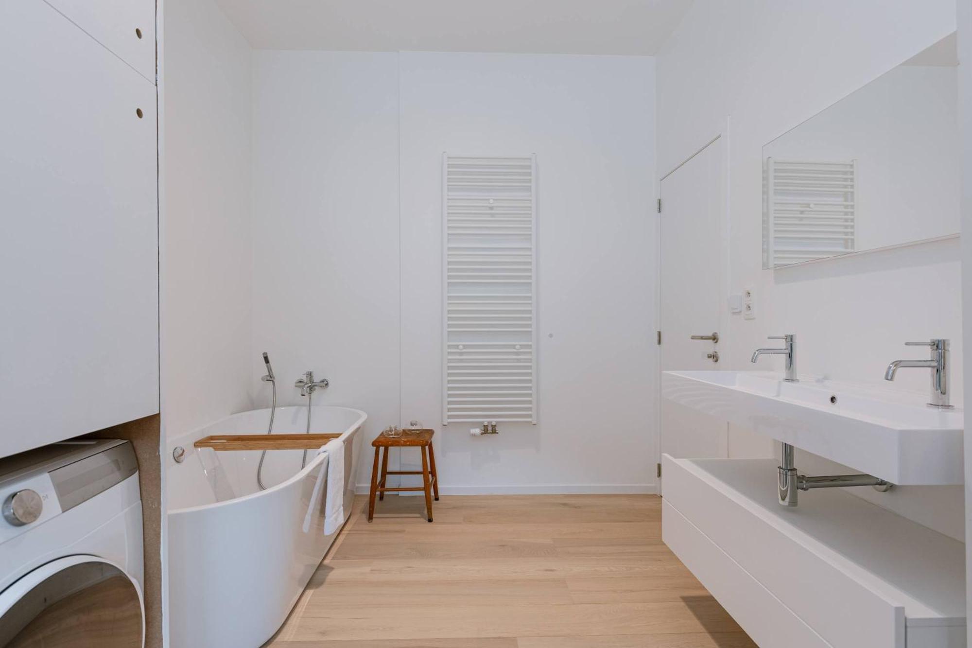 Huswell - Charming Townhouse In Ghent Perfect For 6 Guests Villa Bagian luar foto